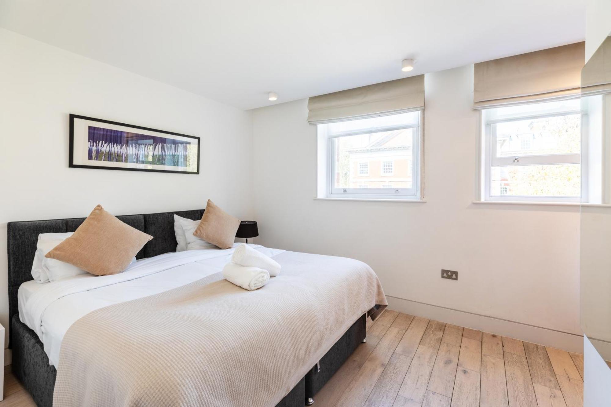 Clarges- Hsk Luxury Apartment London