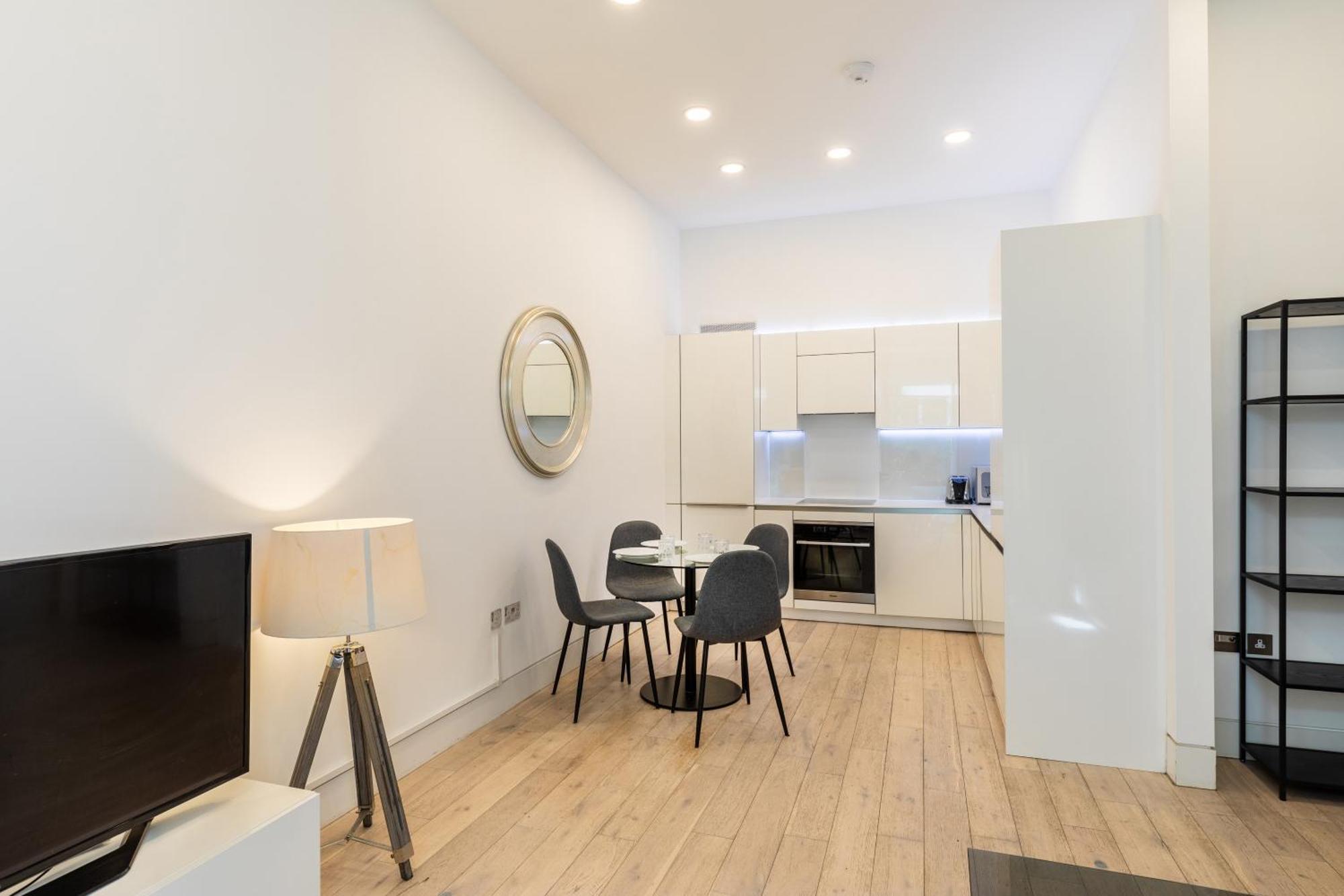 Clarges- Hsk Luxury London